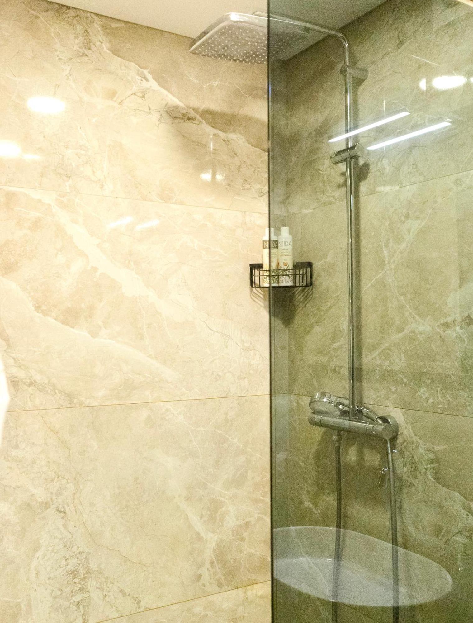 Petite City Centre Apartment Siauliai  Luaran gambar