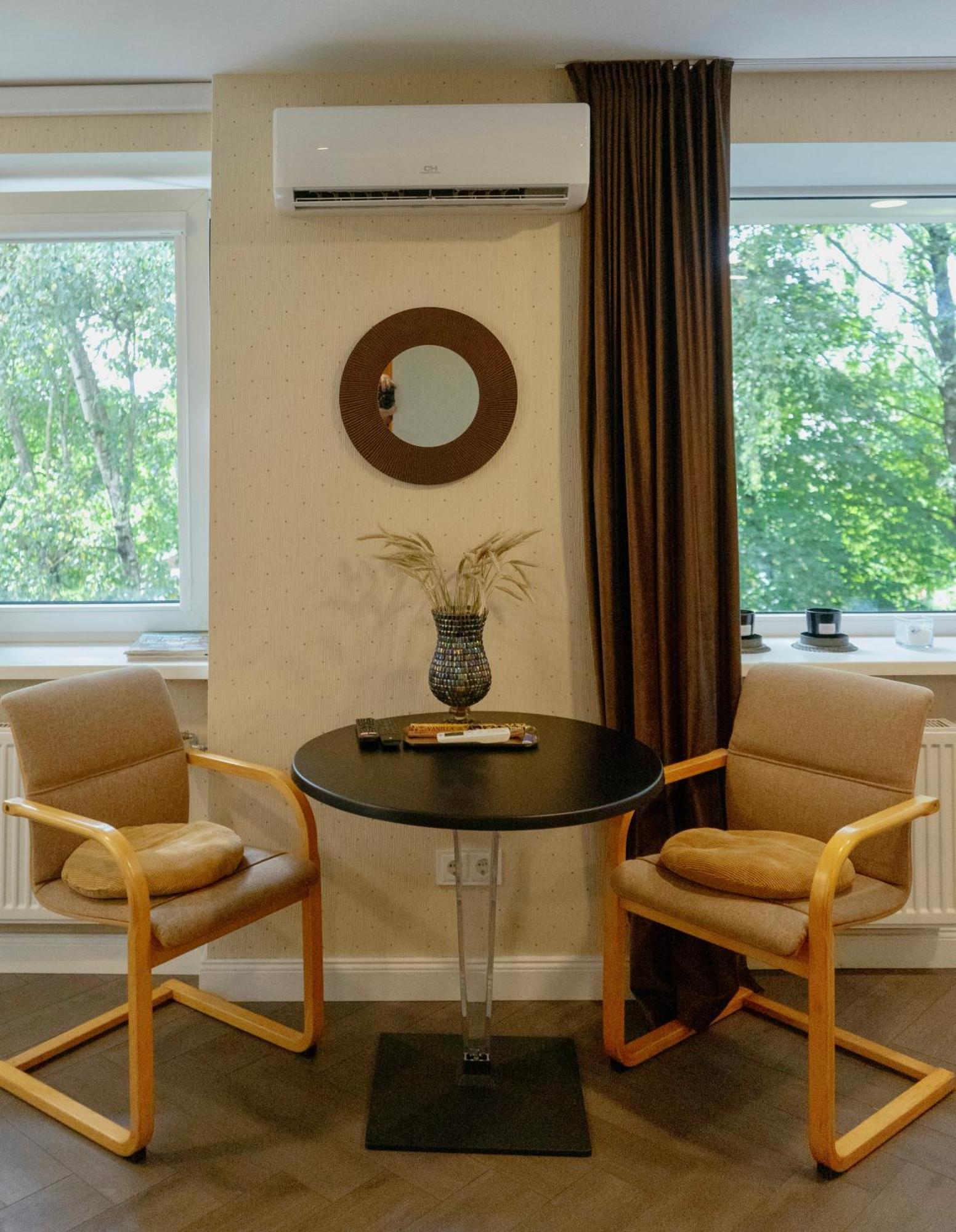 Petite City Centre Apartment Siauliai  Luaran gambar